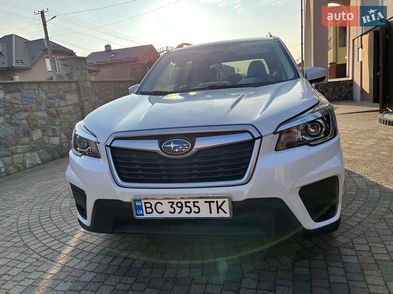 Внедорожник / Кроссовер Subaru Forester 2019 в Львове