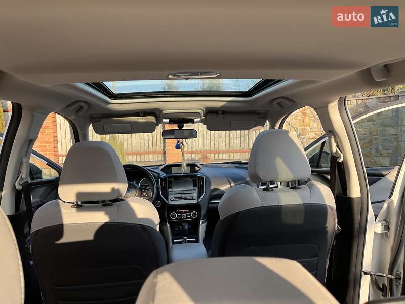 Внедорожник / Кроссовер Subaru Forester 2019 в Львове