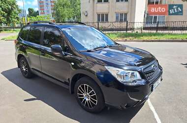 Внедорожник / Кроссовер Subaru Forester 2013 в 