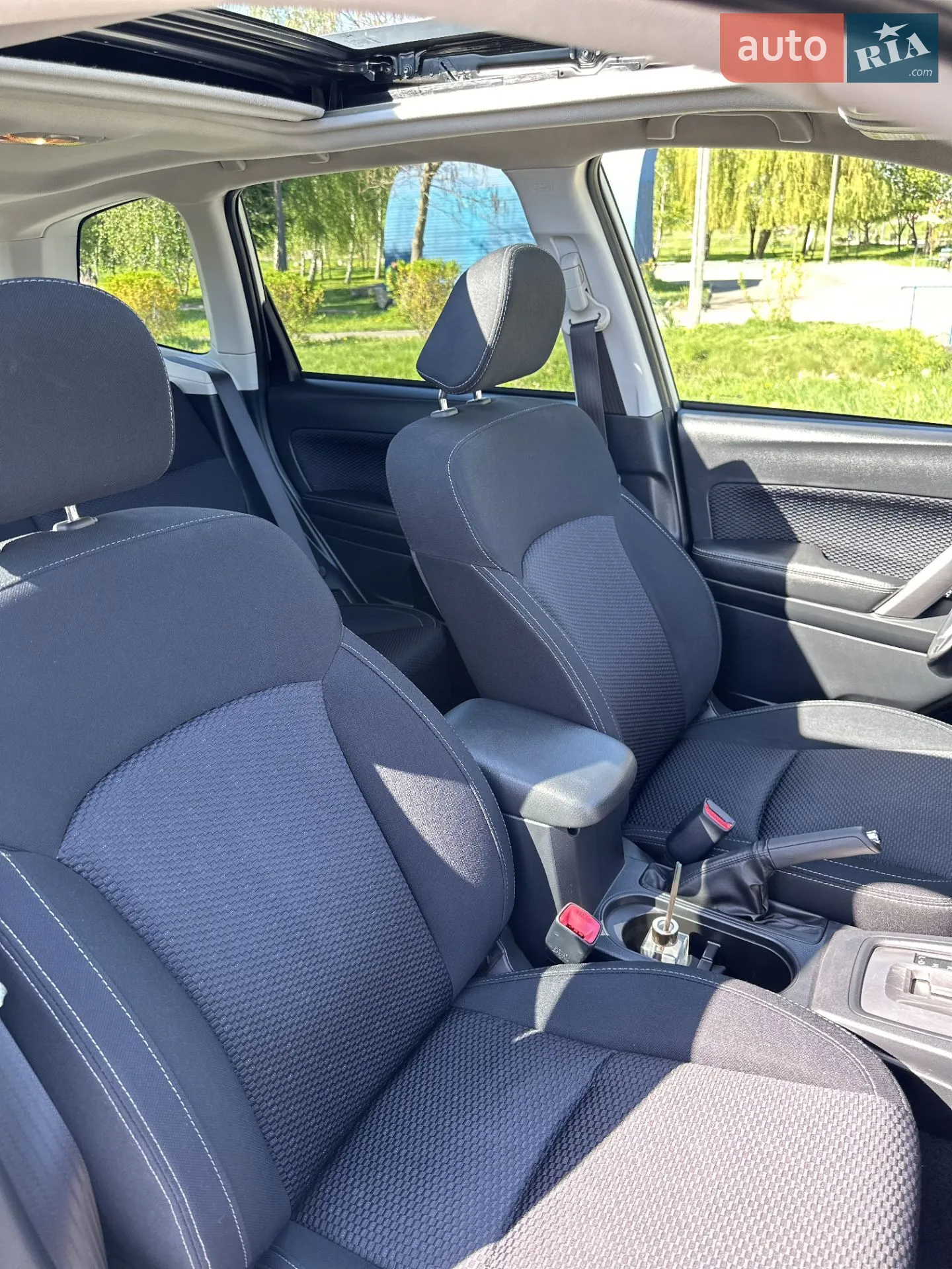 2017 Subaru Forester - мініатюра 19