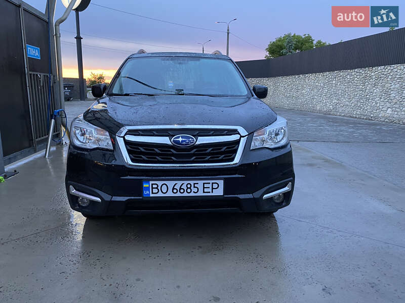 Внедорожник / Кроссовер Subaru Forester 2017 в Тернополе
