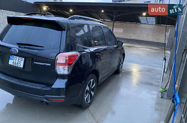 Внедорожник / Кроссовер Subaru Forester 2017 в Тернополе