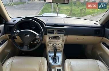 Внедорожник / Кроссовер Subaru Forester 2006 в 