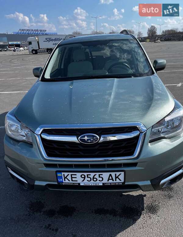 Внедорожник / Кроссовер Subaru Forester 2016 в Днепре