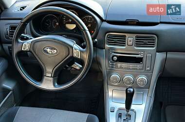 Позашляховик / Кросовер Subaru Forester 2005 в 
