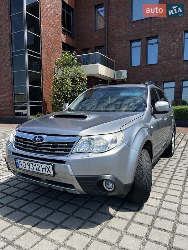 Внедорожник / Кроссовер Subaru Forester 2010 в Мукачево
