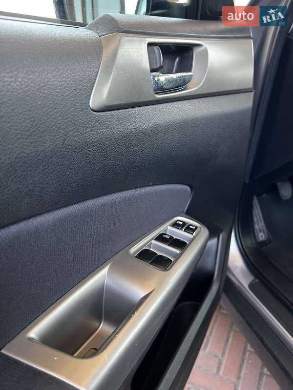 Внедорожник / Кроссовер Subaru Forester 2010 в Мукачево