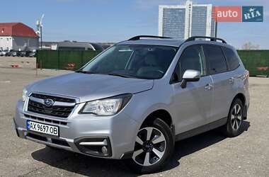 Внедорожник / Кроссовер Subaru Forester 2017 в 