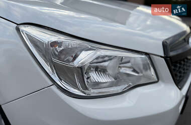 Позашляховик / Кросовер Subaru Forester 2013 в 