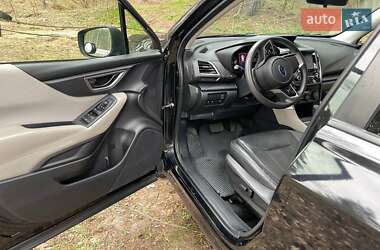 Внедорожник / Кроссовер Subaru Forester 2019 в 
