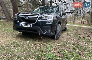 Внедорожник / Кроссовер Subaru Forester 2019 в 