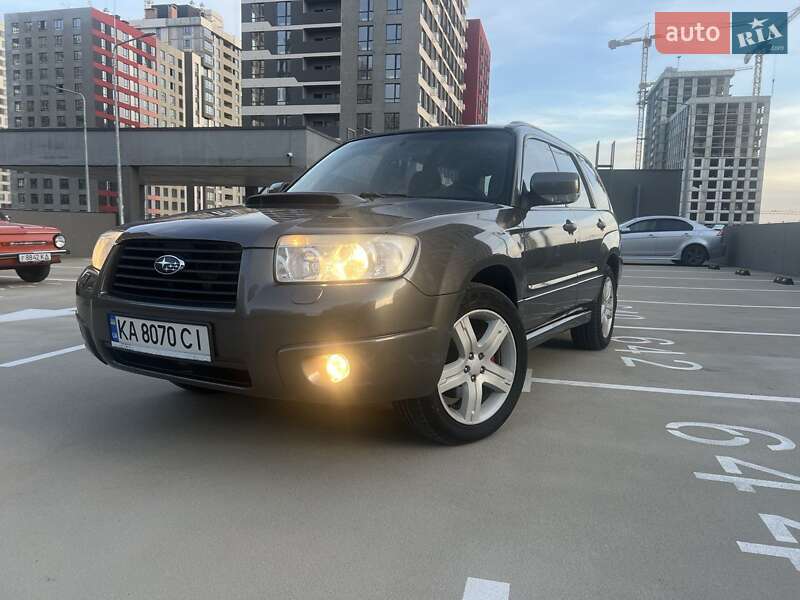 Внедорожник / Кроссовер Subaru Forester 2006 в 