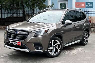 Внедорожник / Кроссовер Subaru Forester 2022 в Киеве