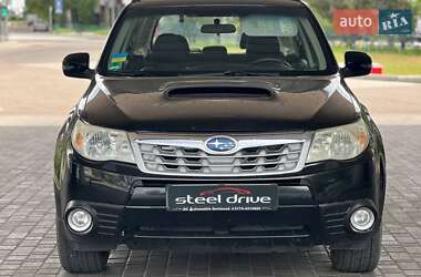 Внедорожник / Кроссовер Subaru Forester 2011 в 