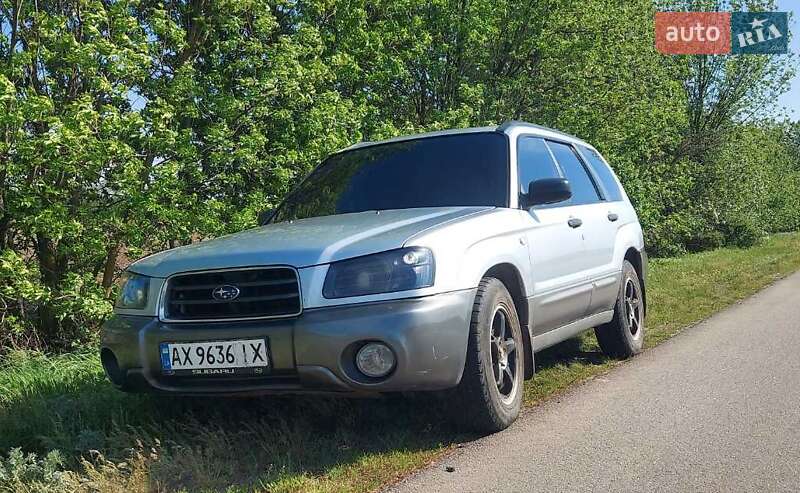 Внедорожник / Кроссовер Subaru Forester 2005 в 