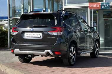 Позашляховик / Кросовер Subaru Forester 2018 в 