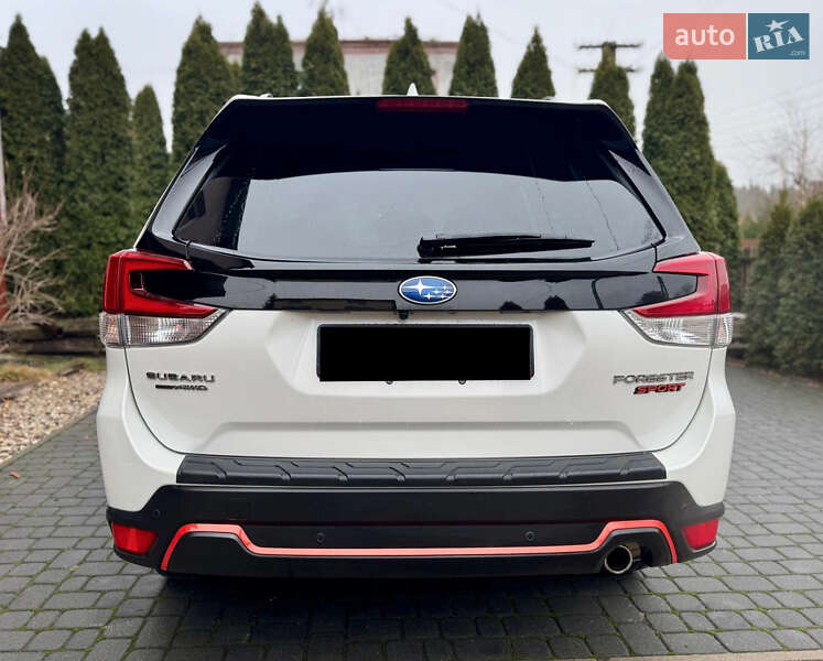 Внедорожник / Кроссовер Subaru Forester 2021 в Киеве
