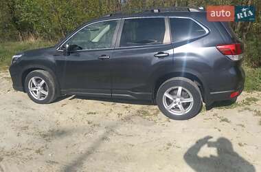 Внедорожник / Кроссовер Subaru Forester 2018 в 