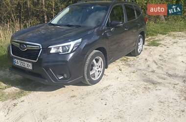 Внедорожник / Кроссовер Subaru Forester 2018 в 