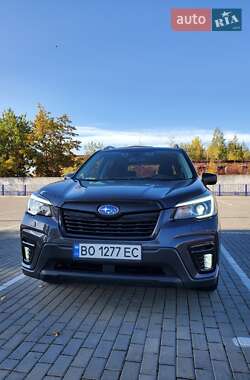 Внедорожник / Кроссовер Subaru Forester 2018 в 