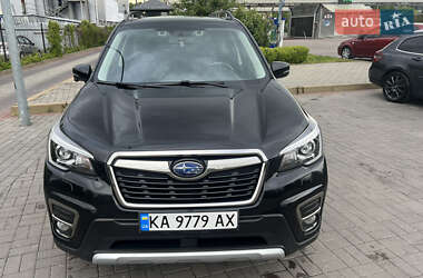 Внедорожник / Кроссовер Subaru Forester 2018 в 