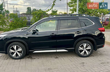 Внедорожник / Кроссовер Subaru Forester 2018 в 