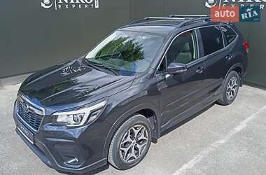 Внедорожник / Кроссовер Subaru Forester 2018 в 