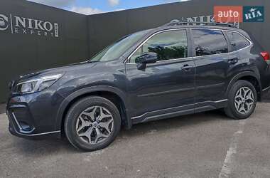 Внедорожник / Кроссовер Subaru Forester 2018 в 