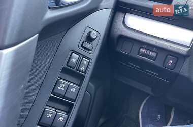 Позашляховик / Кросовер Subaru Forester 2013 в 