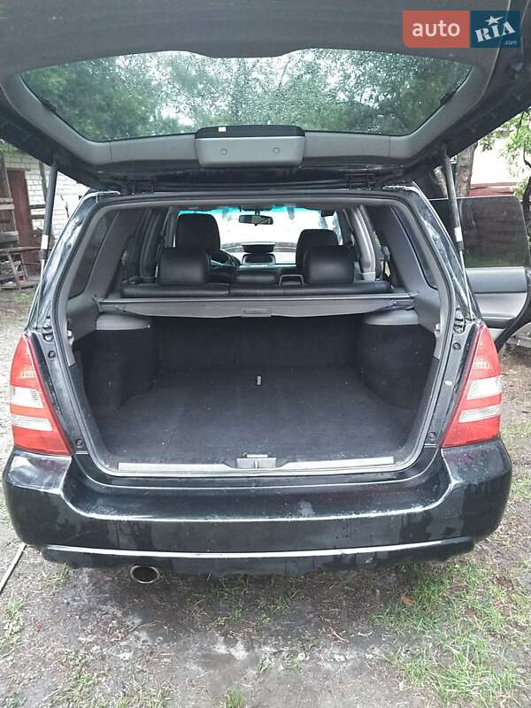 Позашляховик / Кросовер Subaru Forester 2005 в Києві