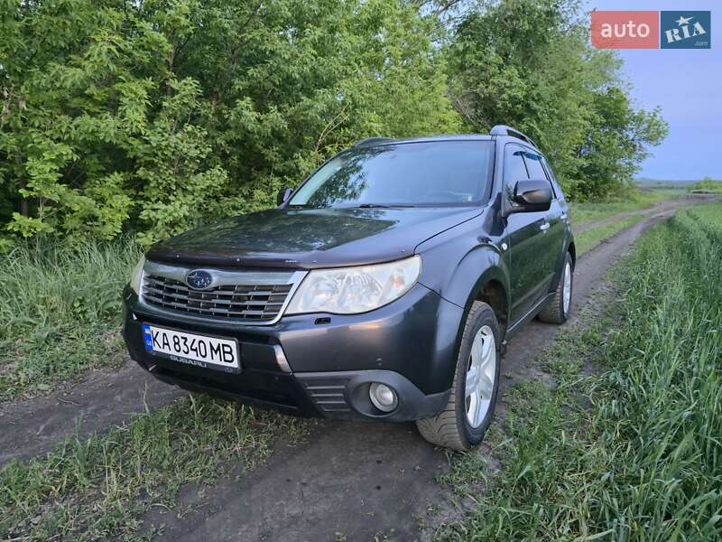 Внедорожник / Кроссовер Subaru Forester 2008 в 