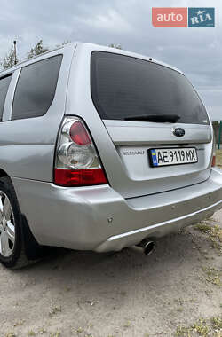 Внедорожник / Кроссовер Subaru Forester 2006 в 