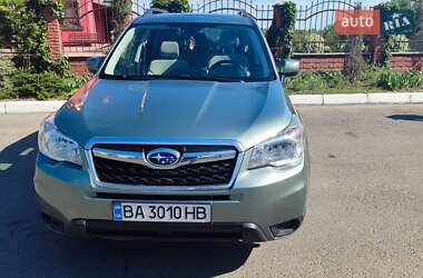 Внедорожник / Кроссовер Subaru Forester 2014 в 