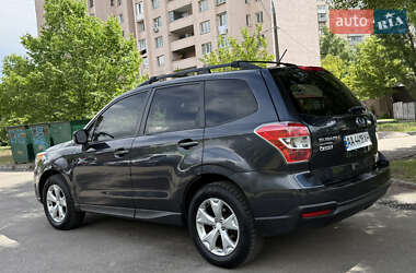 Внедорожник / Кроссовер Subaru Forester 2015 в 