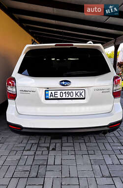 Внедорожник / Кроссовер Subaru Forester 2013 в 