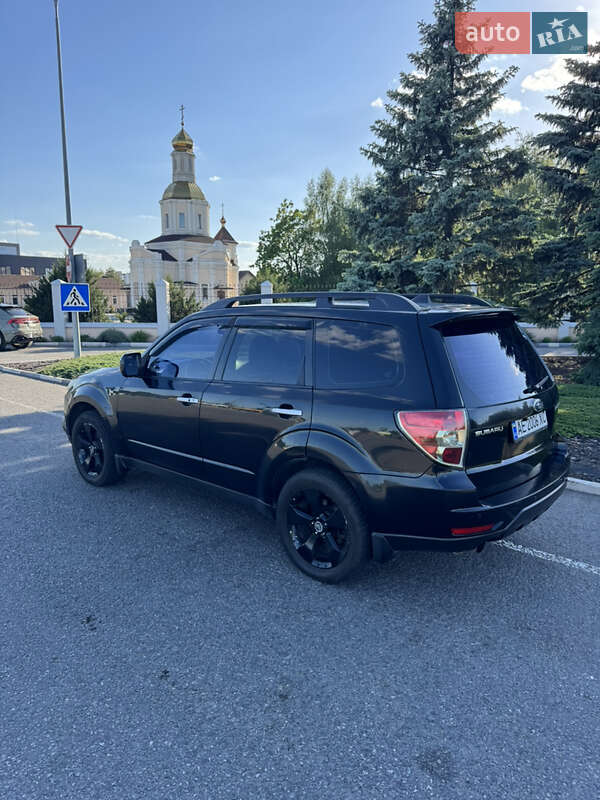 Позашляховик / Кросовер Subaru Forester 2010 в Дніпрі