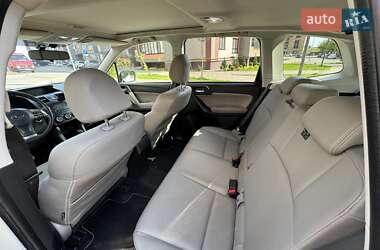 Позашляховик / Кросовер Subaru Forester 2014 в 