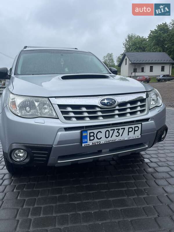 Позашляховик / Кросовер Subaru Forester 2011 в Бібрці