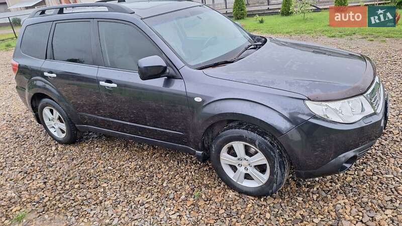 Позашляховик / Кросовер Subaru Forester 2009 в Рожнові