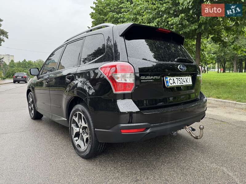 Внедорожник / Кроссовер Subaru Forester 2015 в Умани