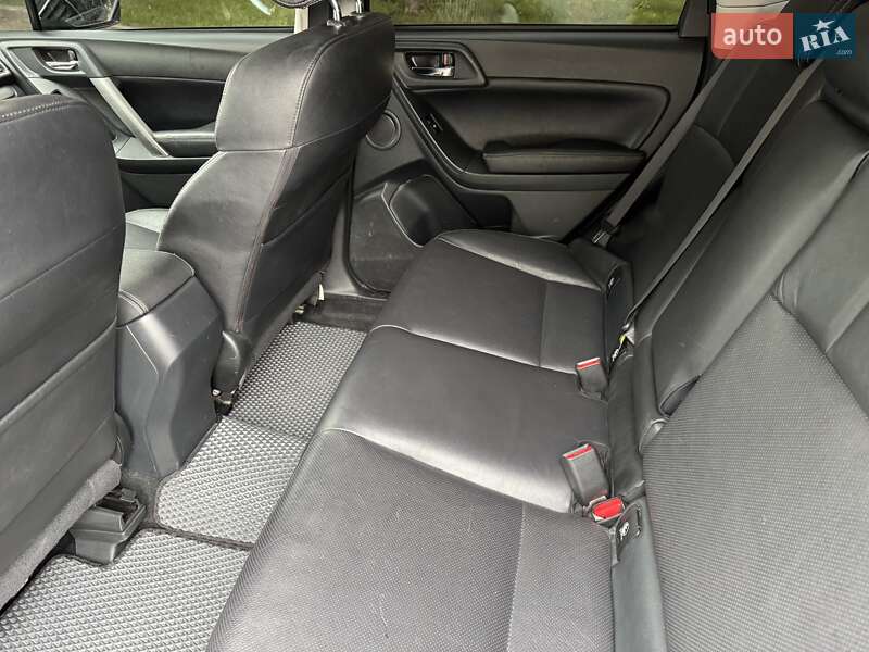 Внедорожник / Кроссовер Subaru Forester 2015 в Умани