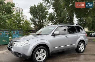 Внедорожник / Кроссовер Subaru Forester 2008 в 