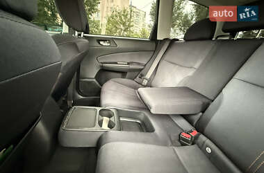 Внедорожник / Кроссовер Subaru Forester 2008 в 