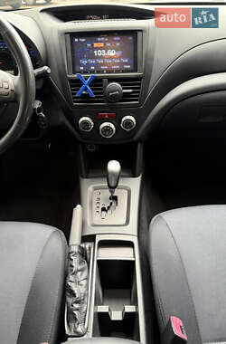 Внедорожник / Кроссовер Subaru Forester 2008 в 