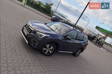 Внедорожник / Кроссовер Subaru Forester 2019 в Киеве