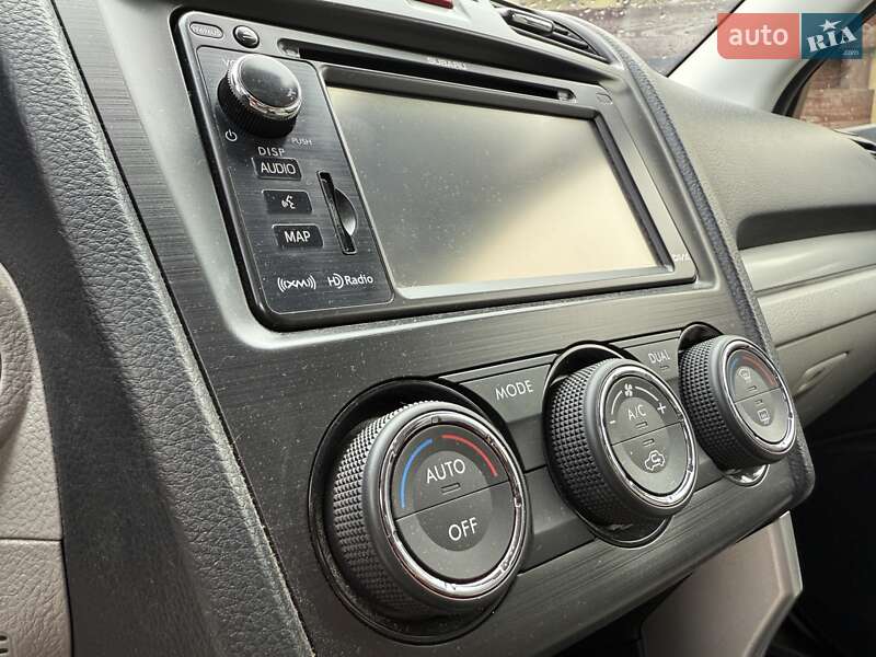 Внедорожник / Кроссовер Subaru Forester 2015 в Киеве