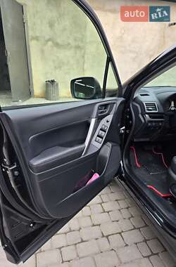 Внедорожник / Кроссовер Subaru Forester 2018 в 