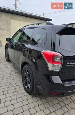 Внедорожник / Кроссовер Subaru Forester 2018 в 