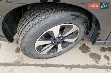 Внедорожник / Кроссовер Subaru Forester 2016 в 