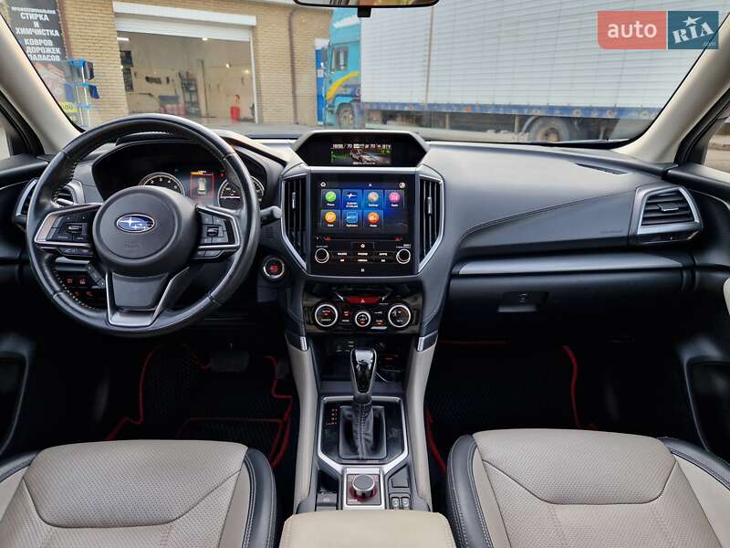Позашляховик / Кросовер Subaru Forester 2019 в Дніпрі
